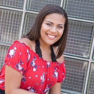 Meet your Posher, Brooke